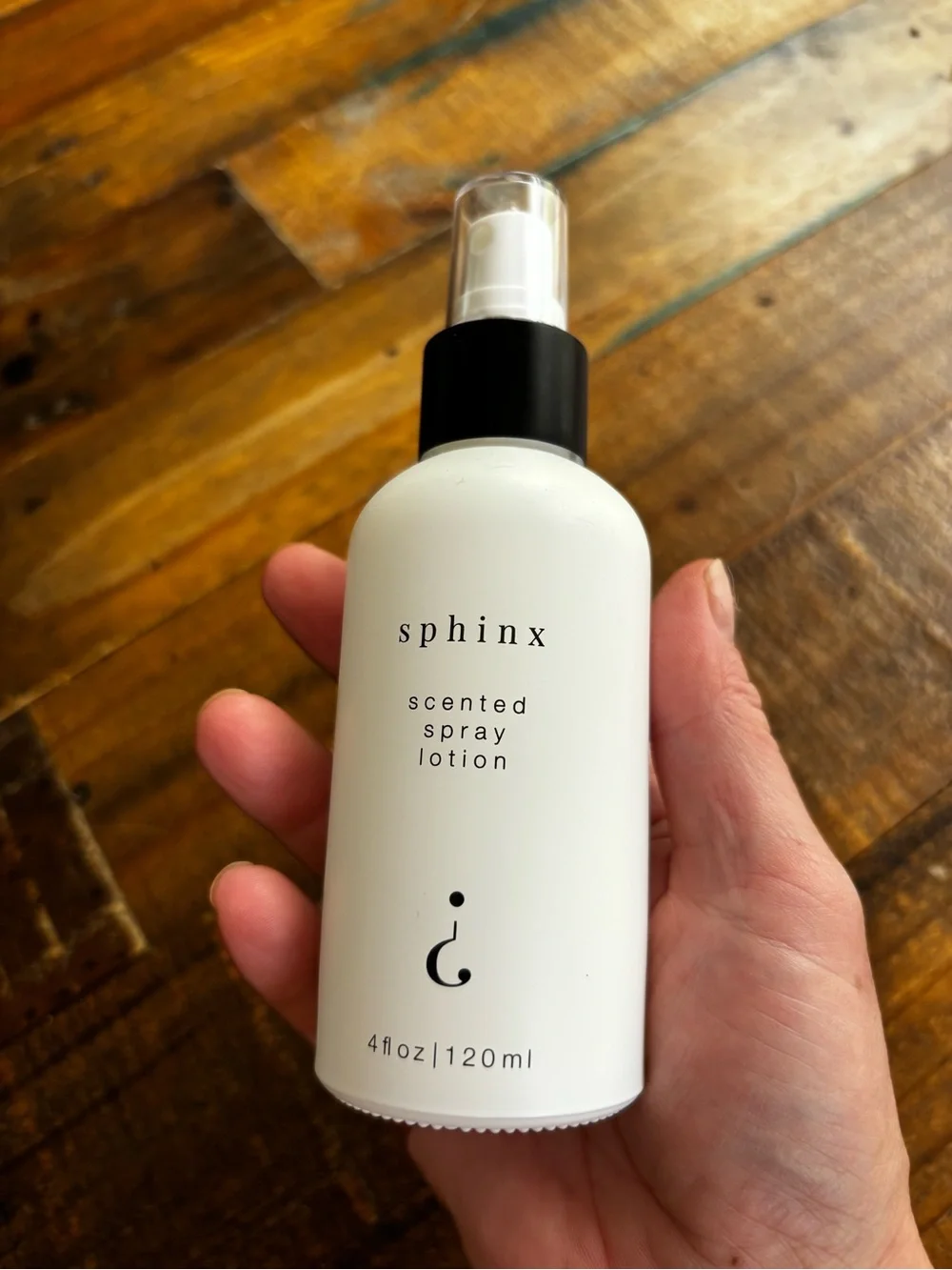 NEW Sphinx Scented Spray Lotion - Picture 2 of 3